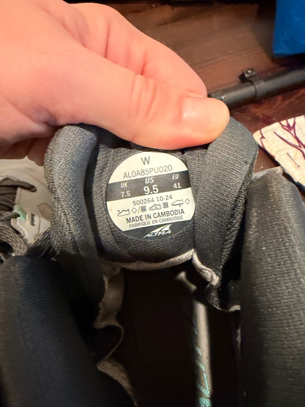 Altra Women's Gray Hiking Boots with Teal Accents - Picture 7 of 8
